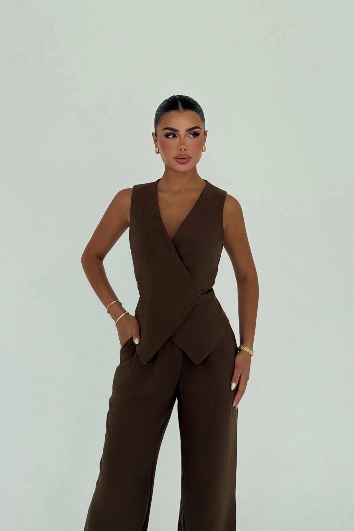 Close-up of mocha brown tailored vest from the Mocha Brown Suit Set.